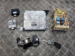 Набір стартовий toyota avensis t25 2.0 d4d 89661-05a50 89741-05070 фото №1