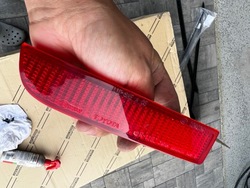 Toyota avensis t270 відбивач лампи задньої r1152 фото №1