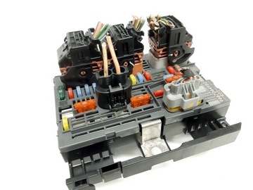 Citroen c5 peugeot модуль bsm r02 9667044980 фото №1