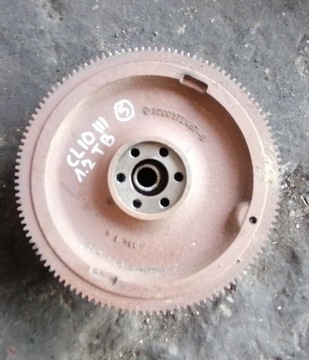 Renault clio iii колесо маховики 8200572467 фото №1