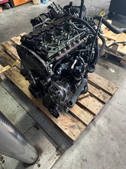 Двигун 2.2 transit e5 12 - супер стан фото №1