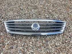 Решітка радіатора решітка ssangyong rexton рік 12-17 фото №1