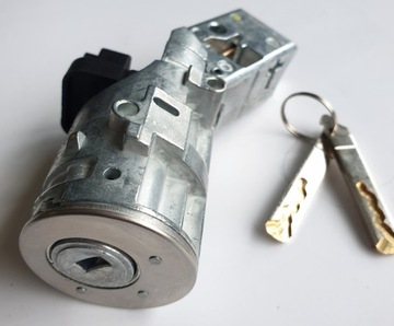 Замок запалювання запалювання citroen peugeot 2008- 4162pt 4162lk 4162lf 1623791480 фото №1