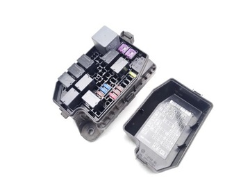 Mitsubishi outlander рамка / модуль запобіжників 2.0 гібрид 4wd mr400709 фото №1