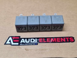 Реле volkswagen оригінальний номер 8d0951253a фото №1