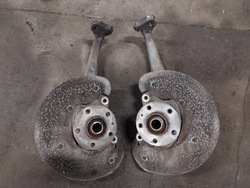 Ступиця поворотна опора лівий + праві перед audi a5 8t 1.8 tfsi 4g0407241c фото №1