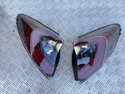 Лампа зад led ліва права toyota c-hr 16- фото №1