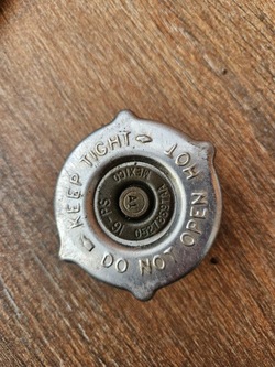 Jeep grand cherokee wj 2.7 crd кришка бачка розширювального фото №1