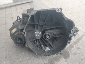 Коробка передач коробки передач chrysler voyager 2.5 tdi фото №1