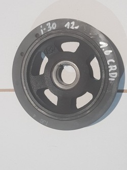 Kia ceed i30 ii 12-17 колесо ременное 1.6 crdi фото №1