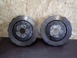 Диски гальмівні audi rs4 rs5 перед 8t0615301 фото №1