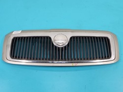 Решітка решітка радіатора skoda superb i 01-06 фото №1