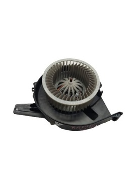 Rapid i 14r 1.6 tdi повітродувка вентилятор 6r1819015a фото №1