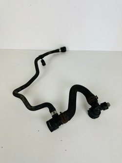 Mercedes w213 amg e43 3.0 v6 шланг трубка шланг воды a2135014300 фото №1