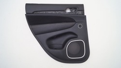 Jeep cherokee wk2 srt оббивка двері ліва зад фото №1