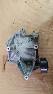 Mercedes c клас w205 лапи подушка двигуна фото №1