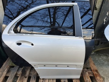 Дверь mercedes 203 w203 c-klasa фото №1
