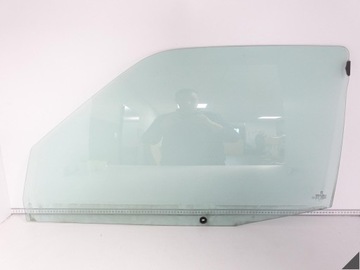 Peugeot 106 рестайлінг 96-03 скло бокова двері ліва перед transparentna 3 двері фото №1