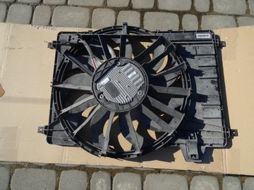 Land rover jaguar вентилятор корпус gj32-8c607-bc фото №1