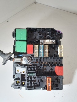 Коробка модуль bsm brfm peugeot 208 9804848480 all/1 фото №1