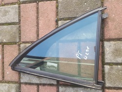 Стекло з дверь правые зад треугольная mercedes s w221 клееная оригинальный номер фото №1