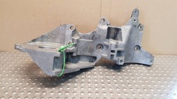 Лапи кронштейн генератора 03l903143q polo 6r golf vi a3 8p eos 1.2 2.0tdi фото №1