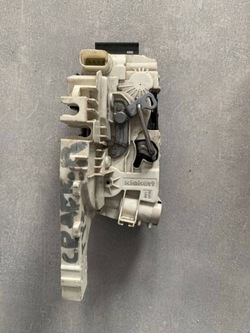 Замок дверь mercedes benz sprinter a9067363535 фото №1