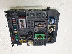 Коробка предохранителей citroen c2 9664156780 фото №1