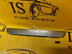 Планка поріг led хром перед лівий mercedes e w213 фото №1