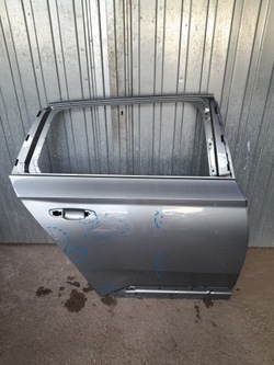 Дверь правые зад skoda superb iii универсал 2015- фото №1