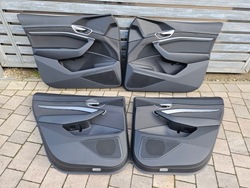 Audi e-tron 4ke обивка обшивки дверь перед зад правые левый фото №1