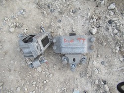 Подушка двигателя 2.0 tfsi audi tt 8j фото №1