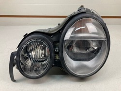 Лампа ліва передня mercedes e клас w210 a210 ксенон нова 144869 фото №1