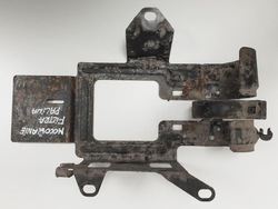 Кріплення фільтра пального volvo v90 i 960 3.0 r6 фото №1