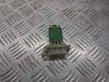 Резистор резистор вентилятор peugeot 207 1.6 hdi фото №1