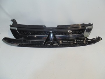 Решітка радіатора решітка хром емблема outlander iii рестайлінг фото №1