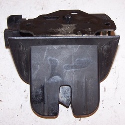 Audi a3 8p sportback 8p4827505b замок задньої кришки фото №1