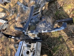 Audi a5 8t четверть перед правая фартук порог фото №1