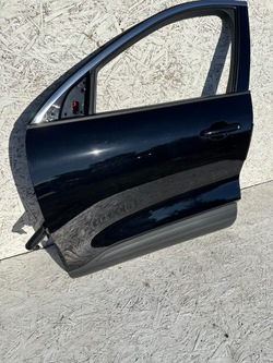 Kuga mk3 двері ліві передні чорні 4l фото №1