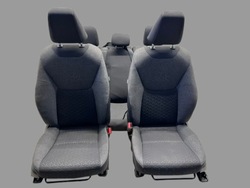 Yaris cross гібрид сидіння диван сидіння комплект матеріал фото №1