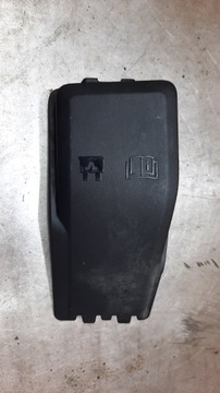 Кришка коробка запобіжників volvo xc70 v70 iii фото №1