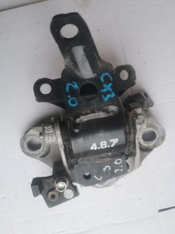 Лапи подушка коробки mazda cx-3 2.0 бензин фото №1