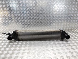 Volvo v60 d3 / d4 радіаторів повітря інтеркулер 31338475 фото №1