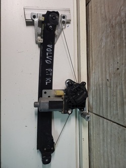 Підйомник вікна праві зад volvo s80 i фото №1