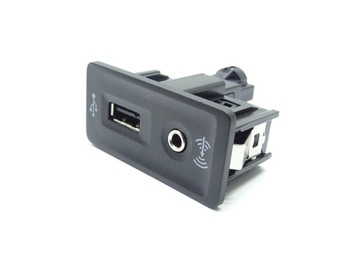 Вхід port інтерфейс usb aux vw passat b8 5g0035222h фото №1