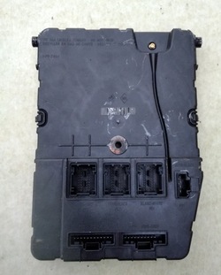 Renault scenic ii 2.0 16v модуль uch n3 8200780030 фото №1