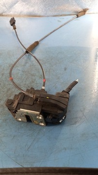 Замок правый перед nissan note 1.4b 06r 3pin фото №1