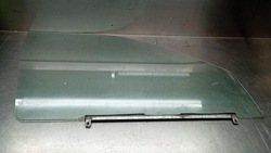 Стекло дверь правые перед suzuki swift ii 1.3b 95r 5d фото №1