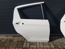 Дверь правые правые зад задние toyota yaris iii 3 r фото №1