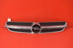 Решітка решітка радіатора чорна 13139871 opel vectra c 02-05 фото №1